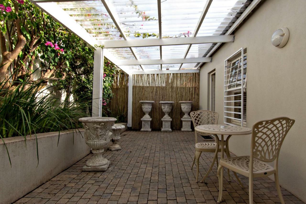 Rhonda'S Manor Boutique Guesthouse 开普敦 外观 照片